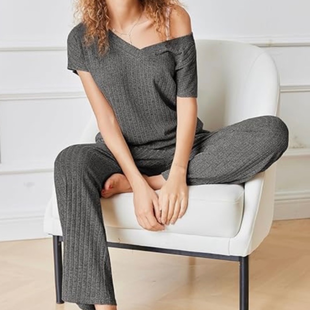 New Women's Two Piece Ribbed Knit Top and Pants Loungewear Set Charcoal Large